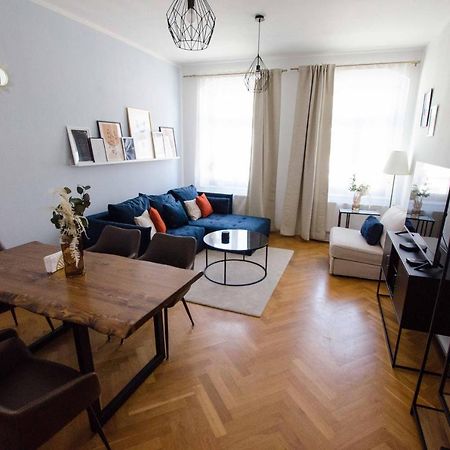 Apartamento Casarina - Stilvoller Altbau In Zentraler Lage Dresde Exterior foto