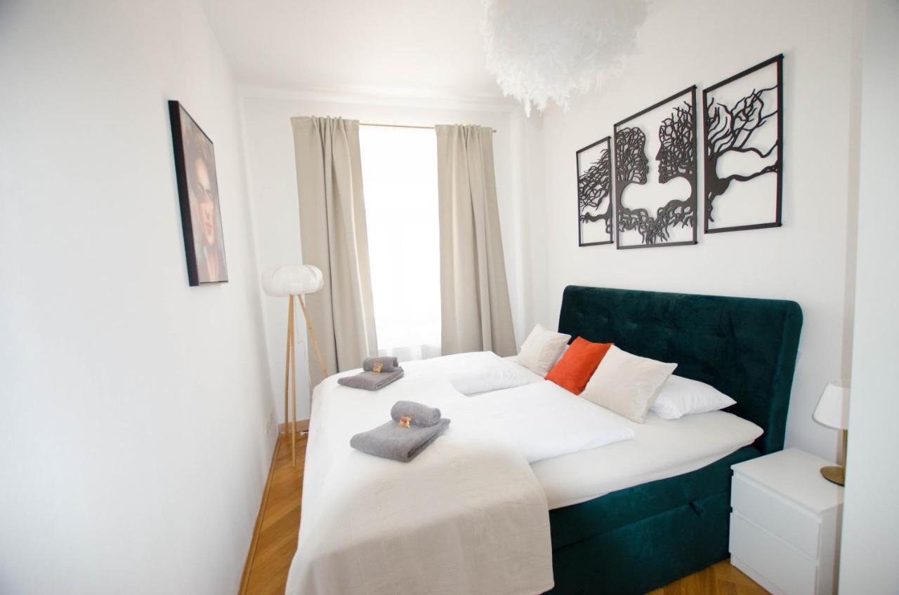 Apartamento Casarina - Stilvoller Altbau In Zentraler Lage Dresde Exterior foto