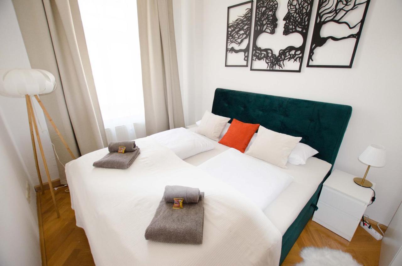 Apartamento Casarina - Stilvoller Altbau In Zentraler Lage Dresde Exterior foto